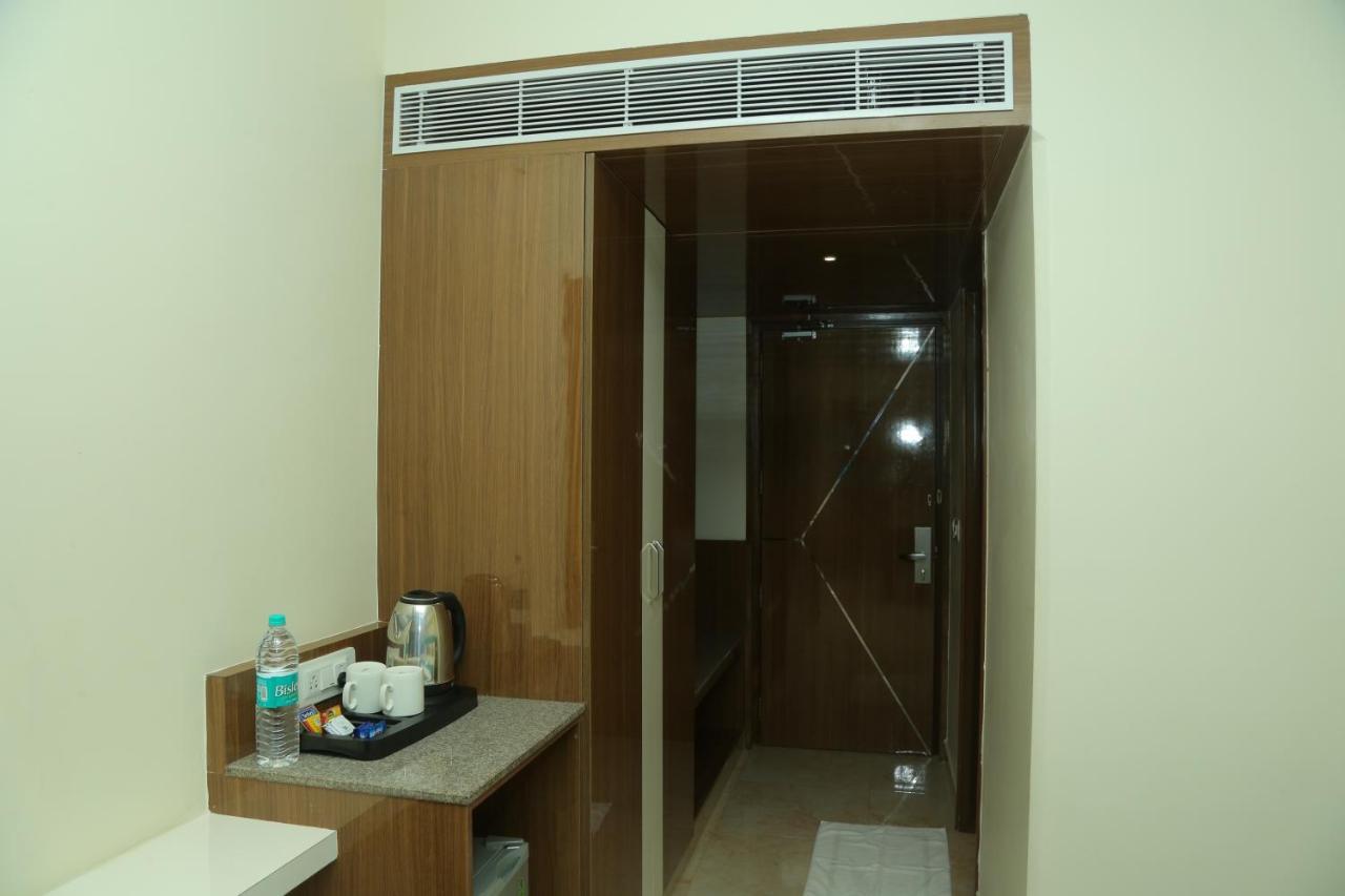 Misty Ocean - A Bergamont Group Of Hotel Kuilapalayam Екстериор снимка