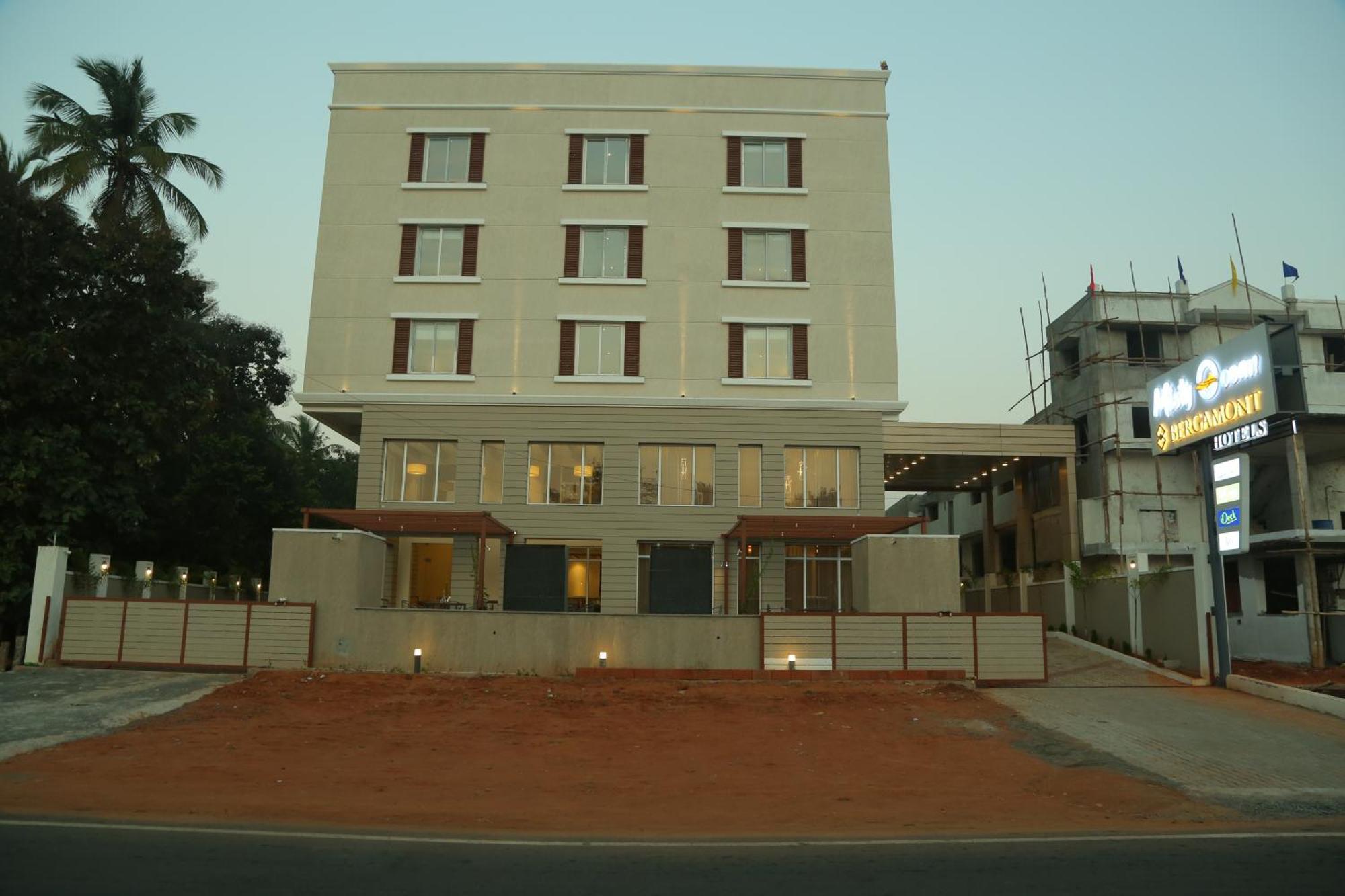 Misty Ocean - A Bergamont Group Of Hotel Kuilapalayam Екстериор снимка