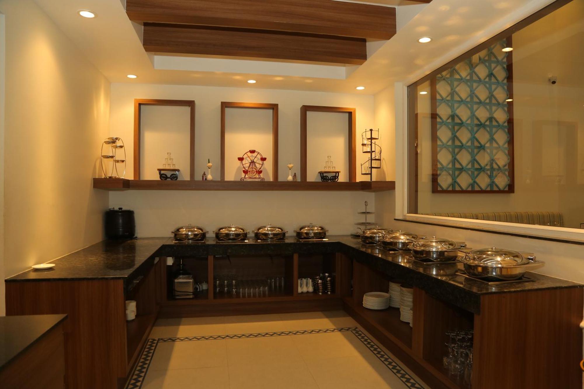 Misty Ocean - A Bergamont Group Of Hotel Kuilapalayam Екстериор снимка